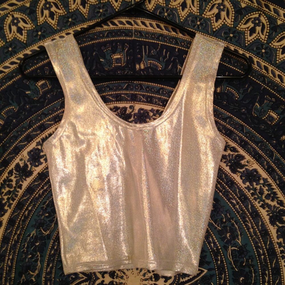 (SOLD) Holographic Tank 🌙